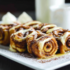 Cinnamon Roll French Toast Rolls
